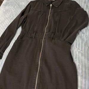 Vestido de mezclilla con cremallera